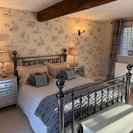Mulberry House Farm The Garden Room Chippenham  Esterno foto